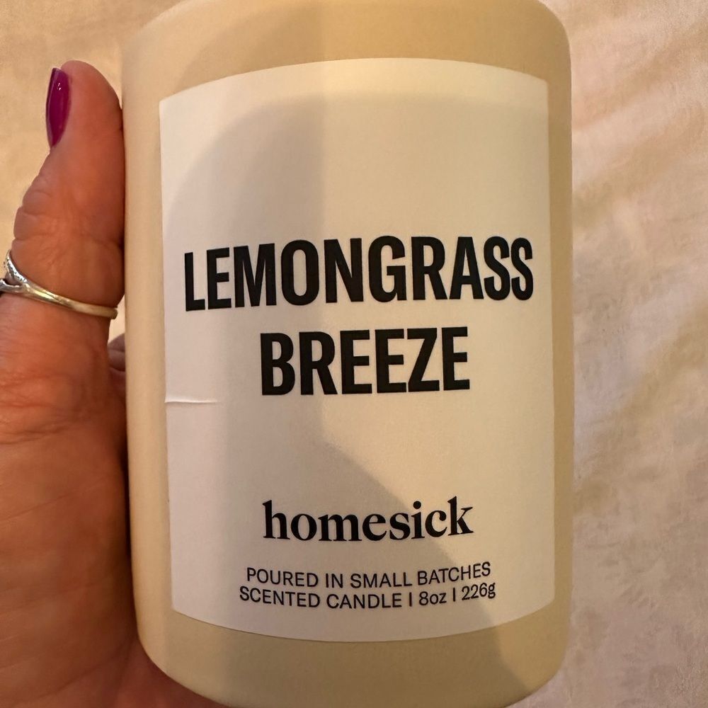 Homesick Brand Candle Lemongrass Breeze 8 Oz.